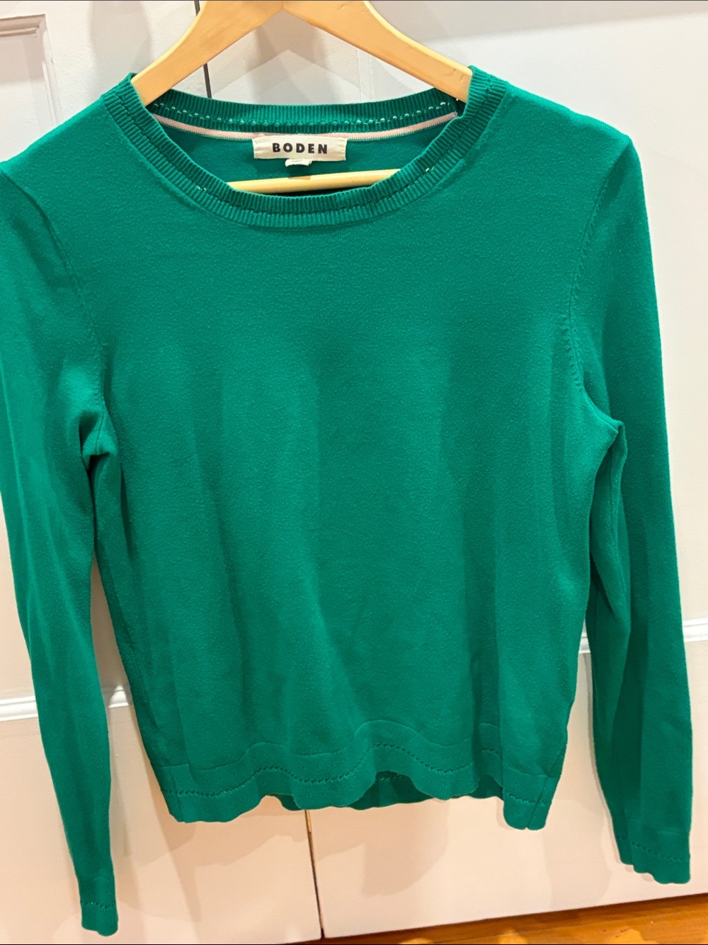 Boden Women's Green Crewneck Long Sleeve cotton Sweater